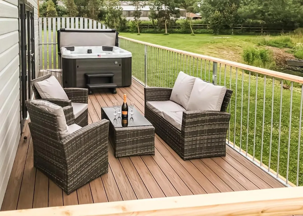 Kompleks wypoczynkowy Flaxton Meadows Luxury Lodges Wielka Brytania